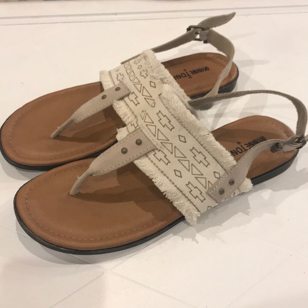 Minnetonka woman’s sandals